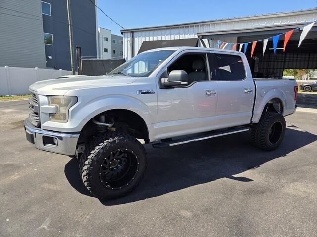 Ford F-150Xlt - Thumbnail 3