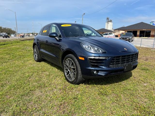 Porsche Macan - View 1