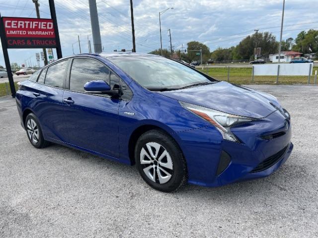 Toyota Prius - View 1