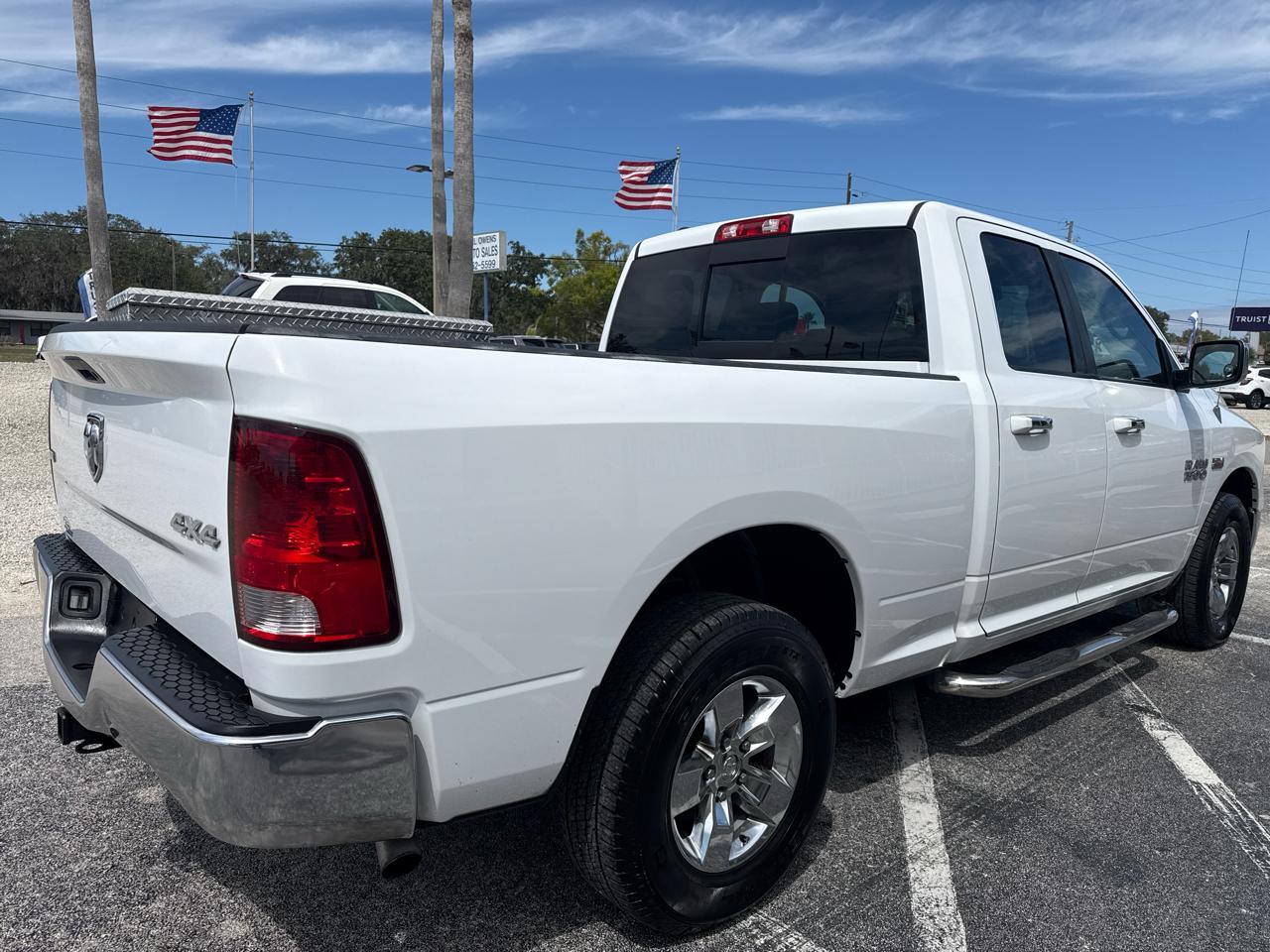 Ram 15004Wd Quad Cab 140.5" Slt - Thumbnail 5