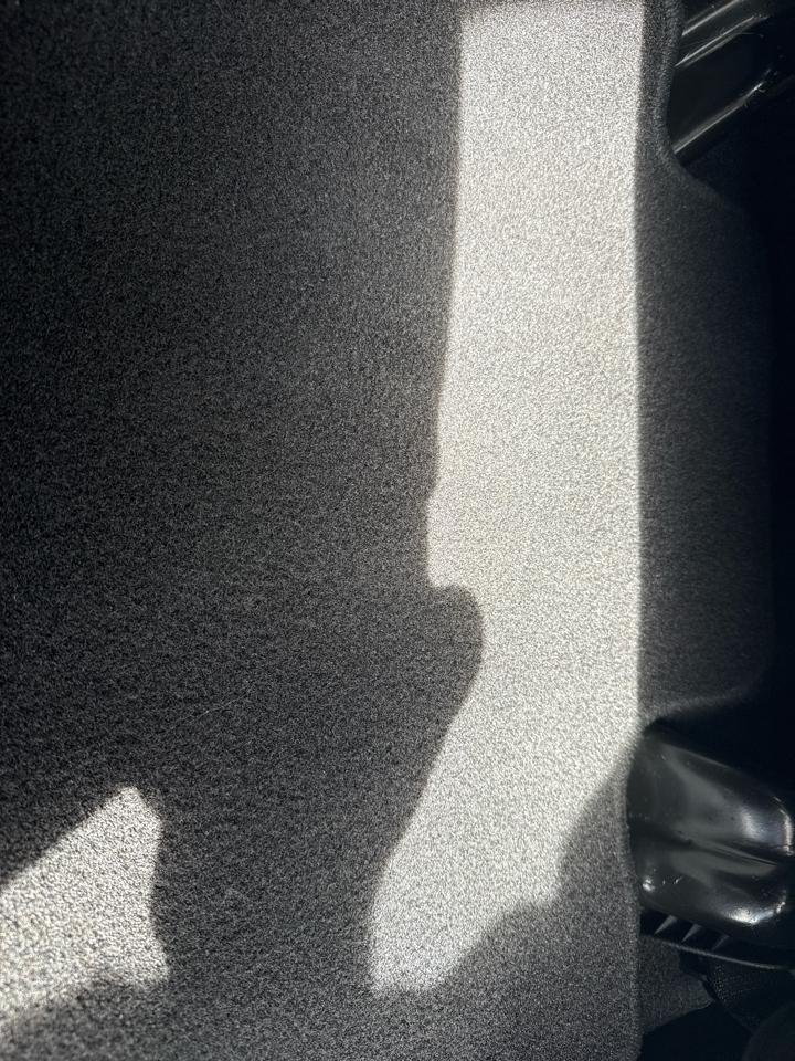 Ram 15004Wd Quad Cab 140.5" Slt - Thumbnail 18