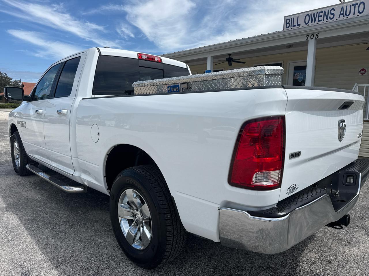 Ram 15004Wd Quad Cab 140.5" Slt - Thumbnail 3