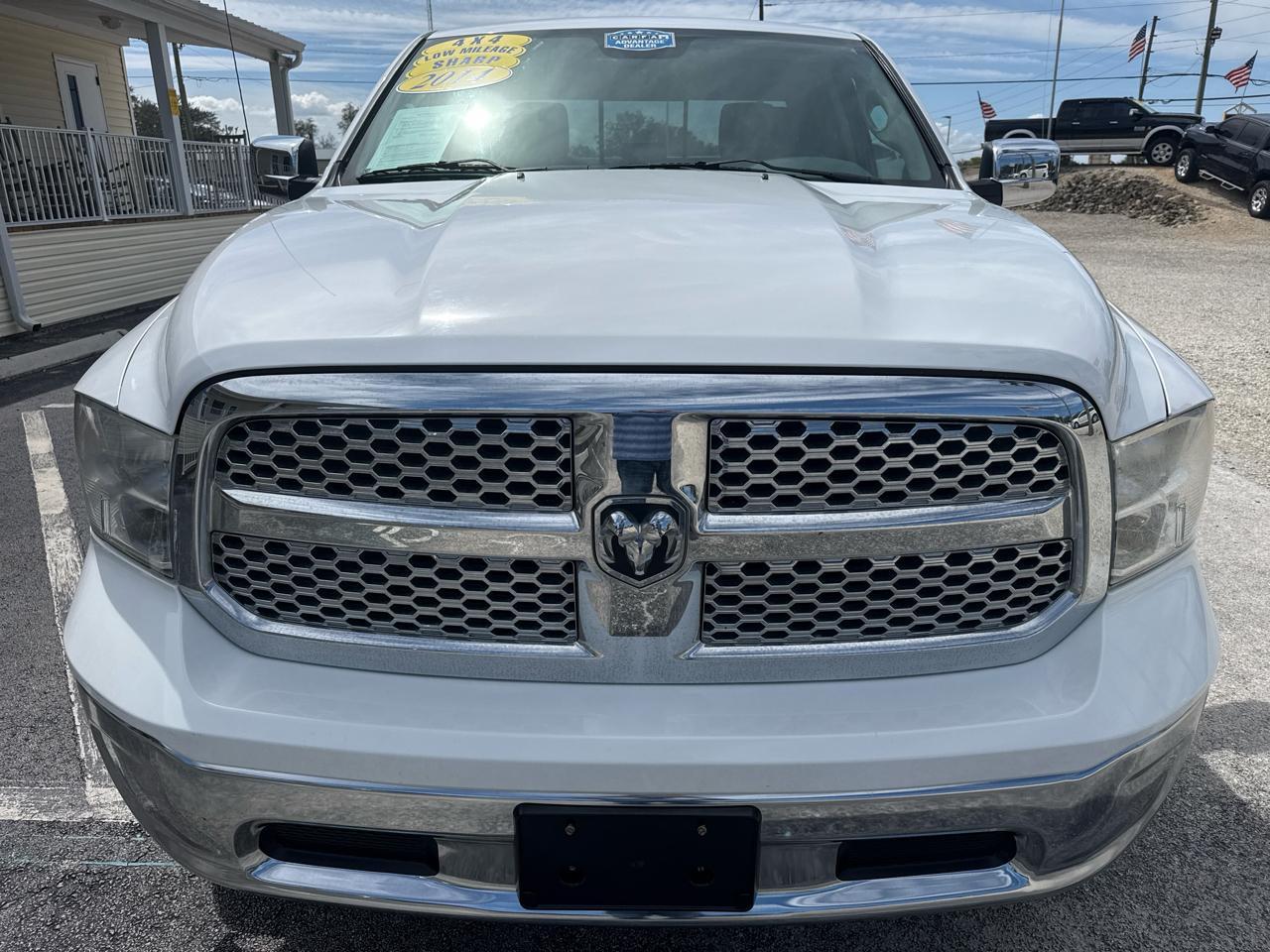 Ram 15004Wd Quad Cab 140.5" Slt - Thumbnail 8