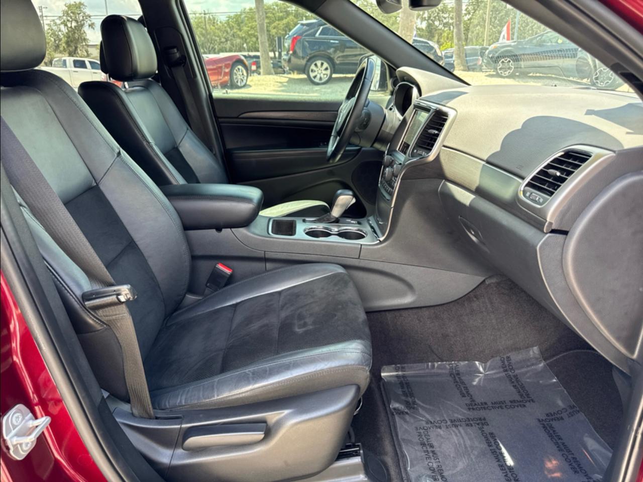 Jeep Grand Cherokeelaredo E 4X2 *Ltd Avail* - Thumbnail 9