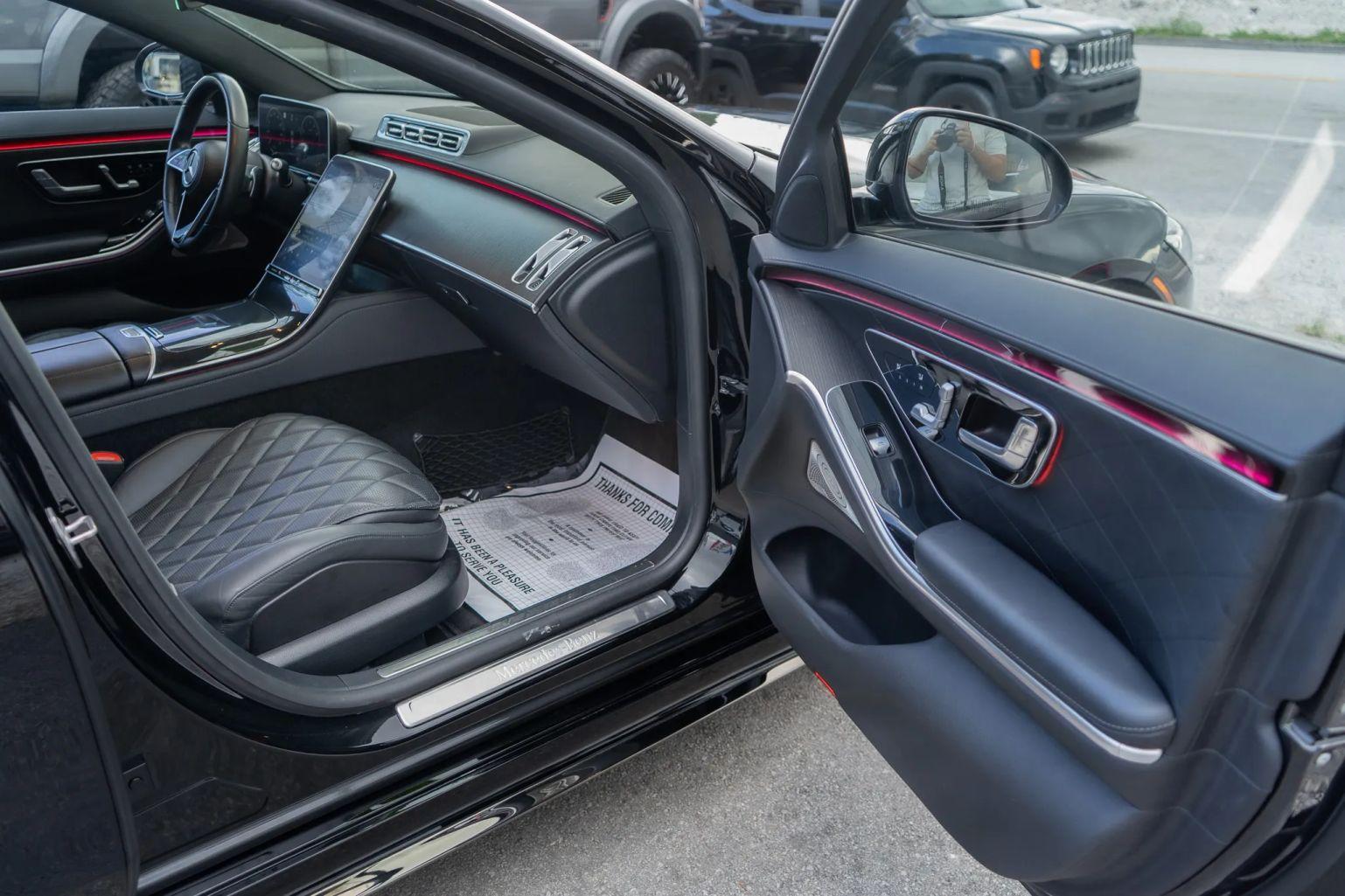 Mercedes-Benz S-Class - Thumbnail 15