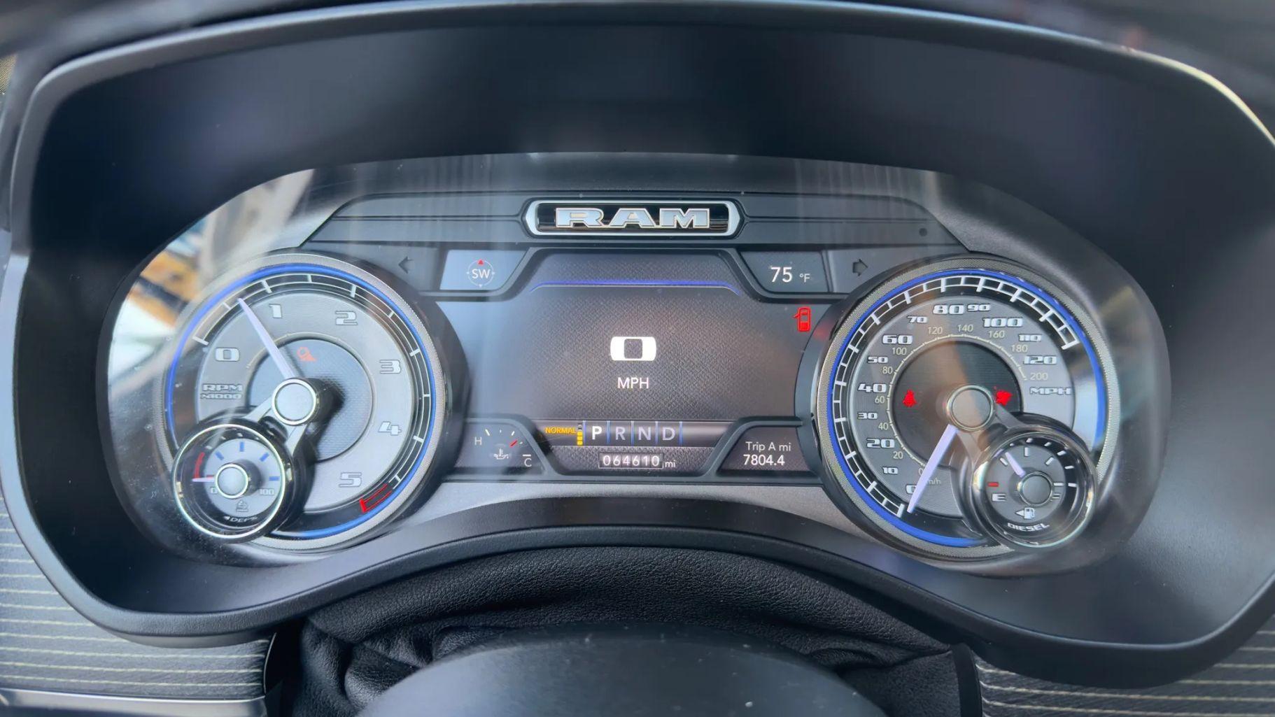 Ram 1500 Crew Cab - Thumbnail 5