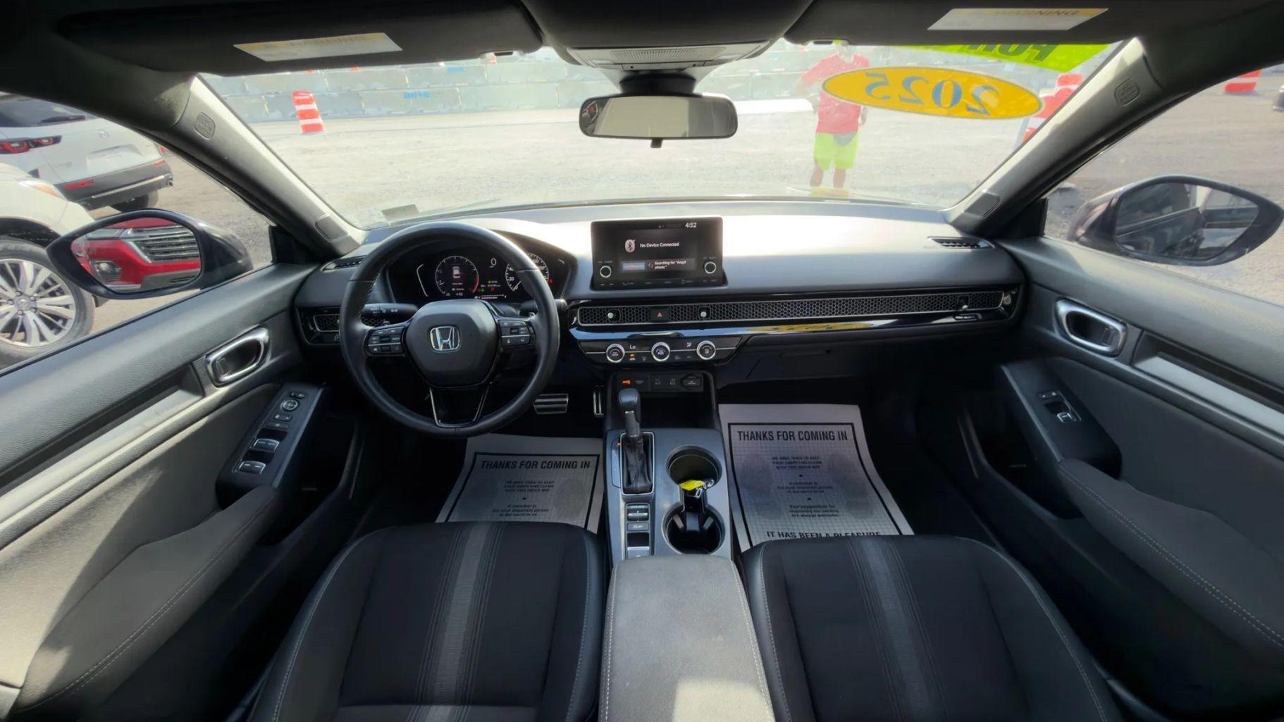 Honda Civic - Thumbnail 17