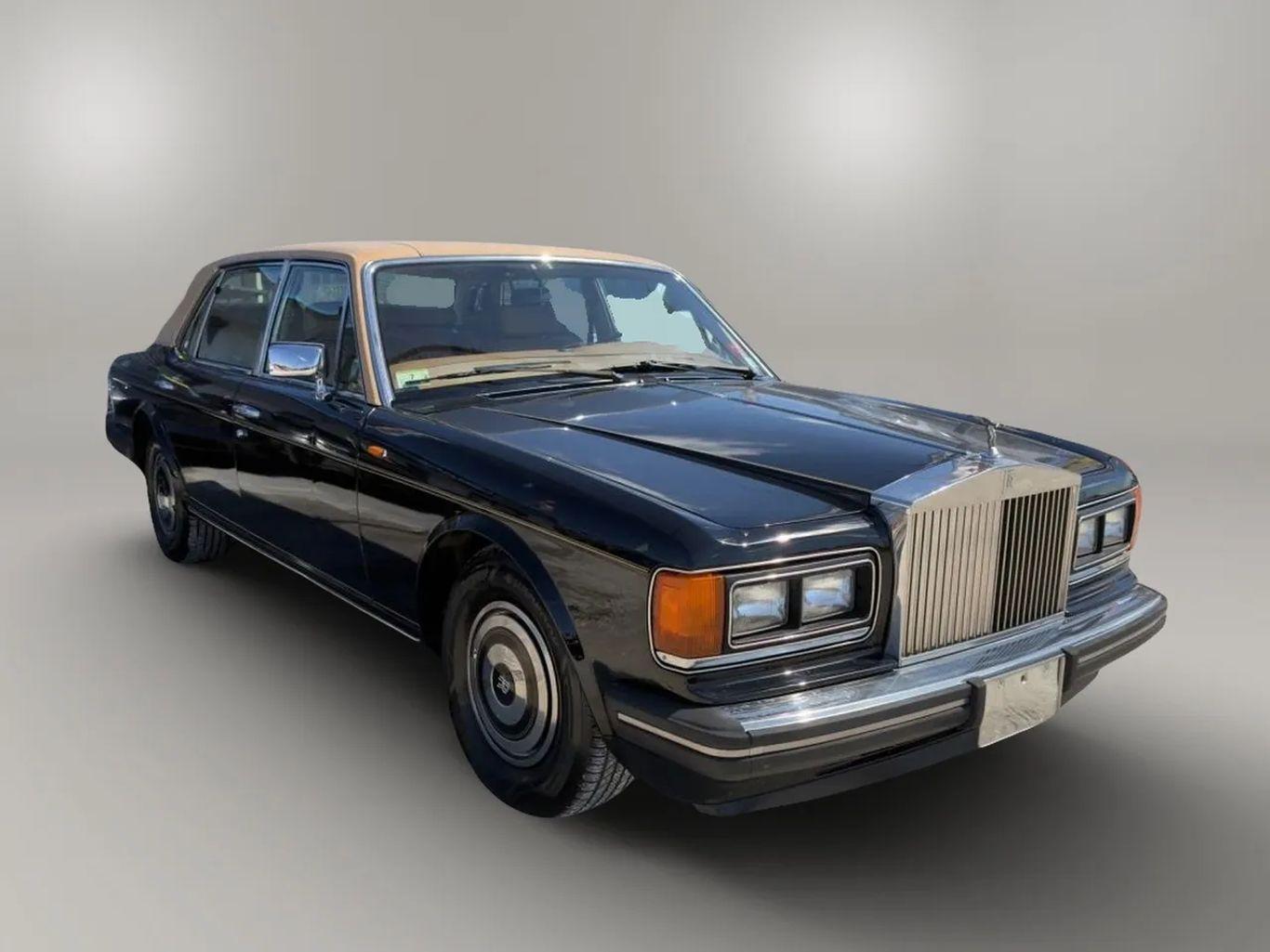 Rolls-Royce Silver Spur Sedan - Thumbnail 10