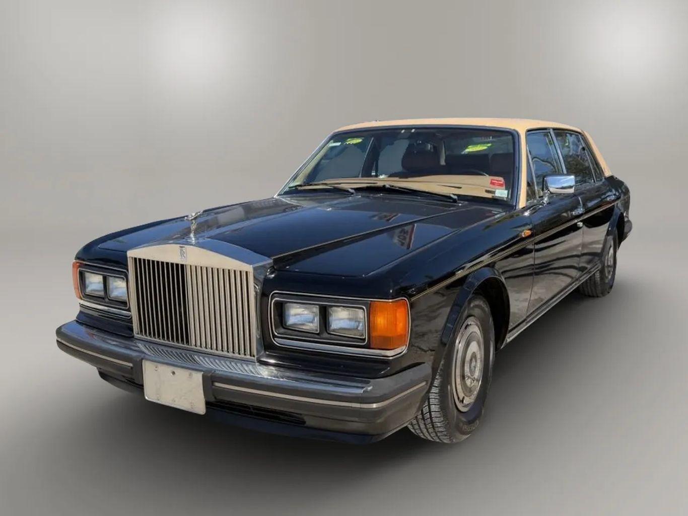 Rolls-Royce Silver Spur Sedan - Thumbnail 8