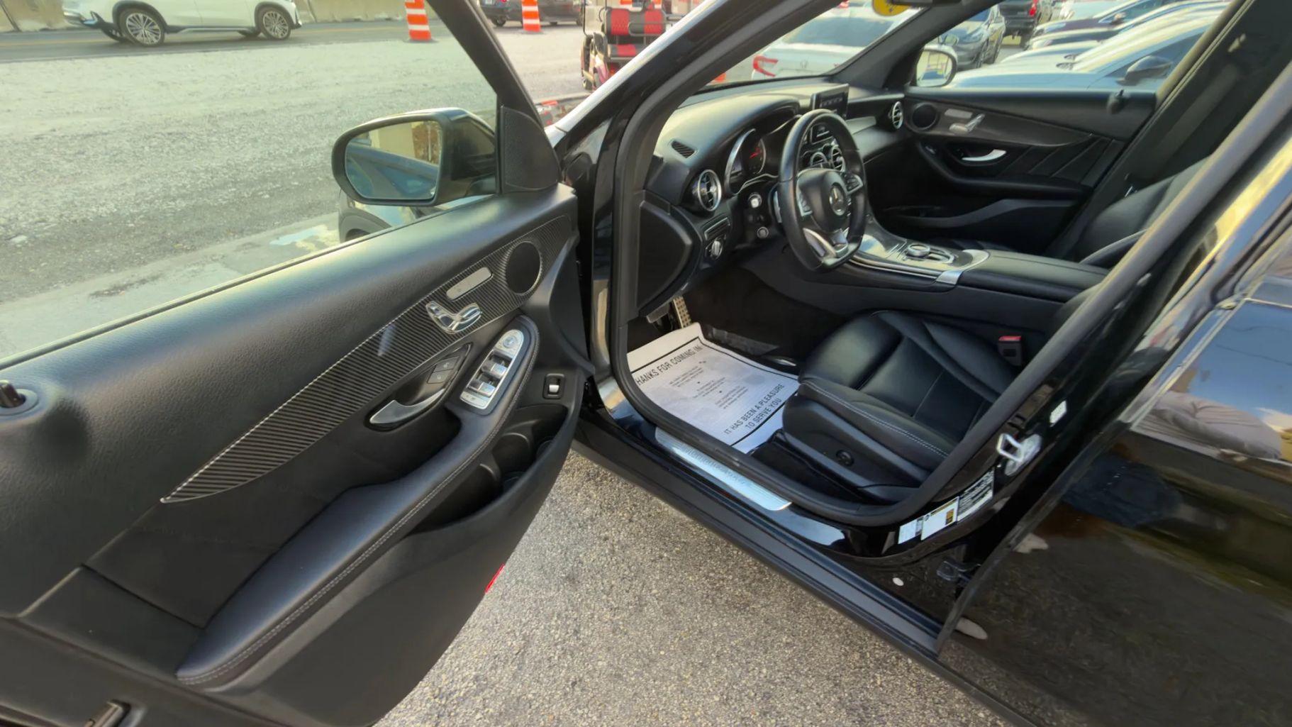 Mercedes-Benz Glc - Thumbnail 3