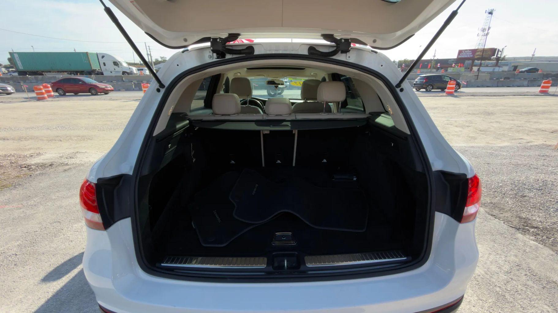 Mercedes-Benz Glc - Thumbnail 19