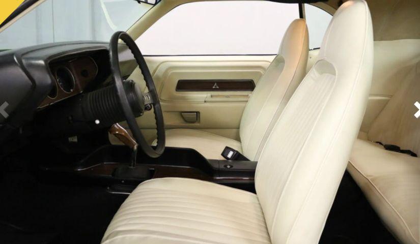 Dodge Challenger - Thumbnail 11