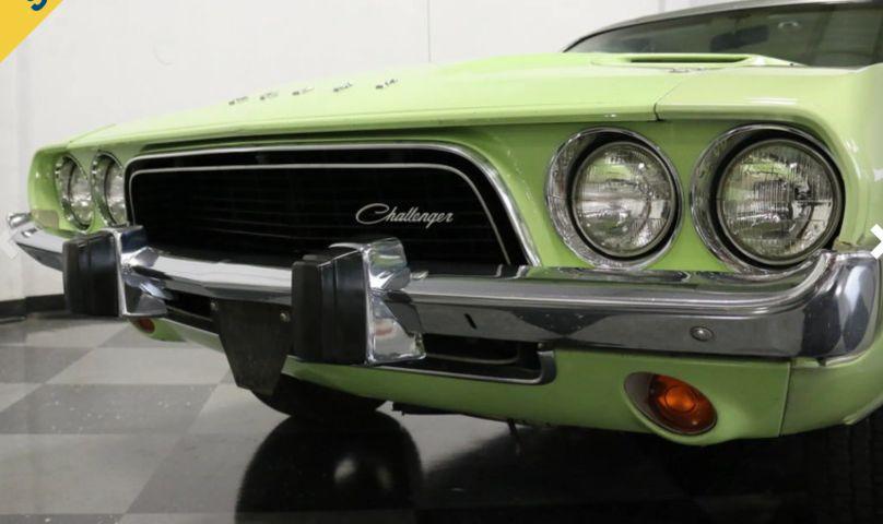 Dodge Challenger - Thumbnail 13