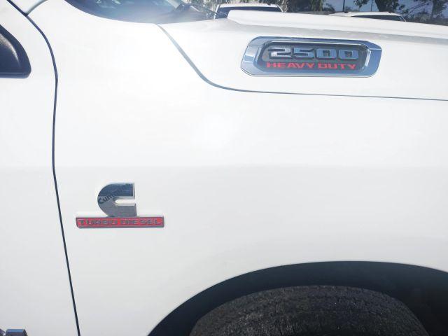 Ram 2500 Crew Cab - Thumbnail 14