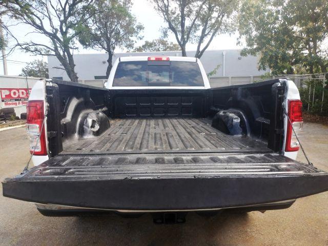 Ram 3500 Crew Cab - Thumbnail 12