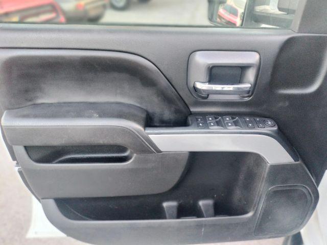 Chevrolet Silverado 2500 Hd Crew Cab - Thumbnail 17