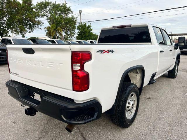 Chevrolet Silverado 2500 Hd Crew Cab - Thumbnail 15