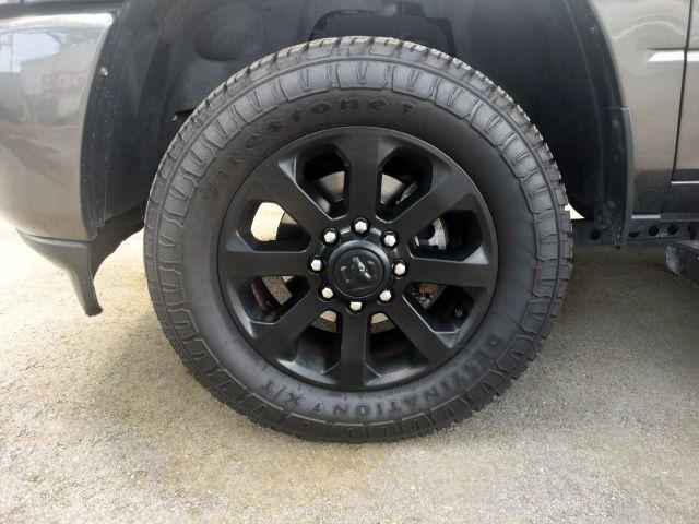 Ram 2500 Crew Cab - Thumbnail 2