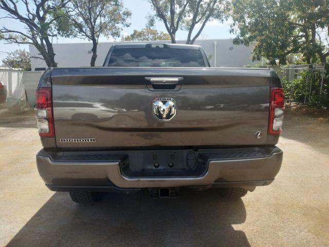 Ram 2500 Crew Cab - Thumbnail 11