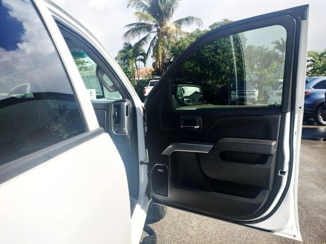 Chevrolet Silverado 1500 Crew Cab - Thumbnail 20