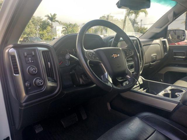 Chevrolet Silverado 1500 Crew Cab - Thumbnail 18