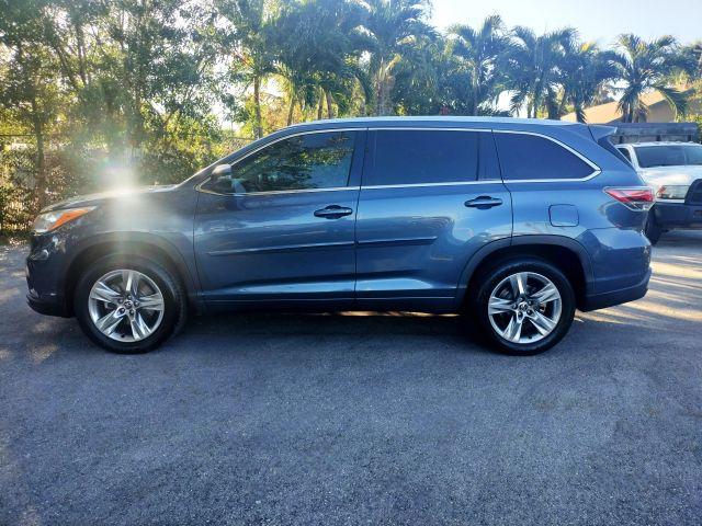 Toyota Highlander - Thumbnail 8