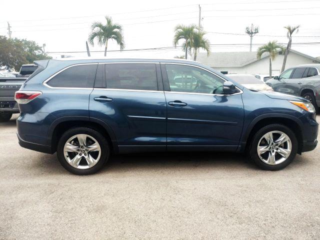 Toyota Highlander - Thumbnail 14