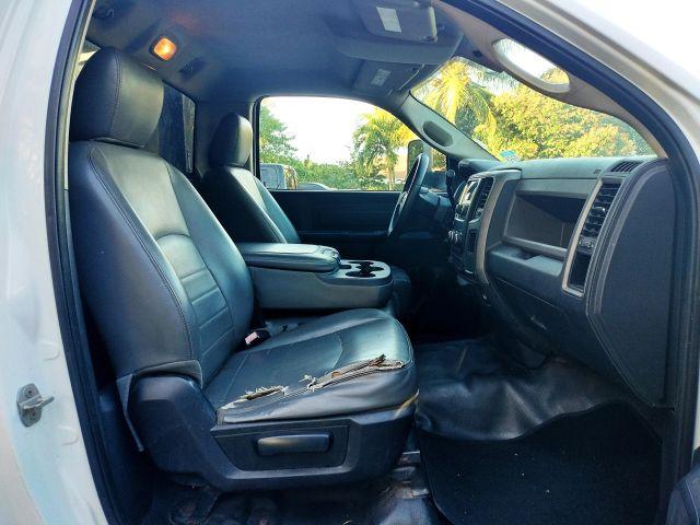 Ram 3500 Regular Cab & Chassis - Thumbnail 19