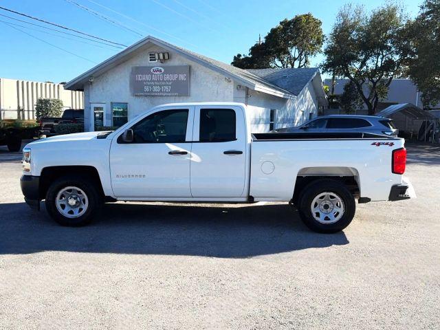 Chevrolet Silverado 1500 Double Cab - Thumbnail 9