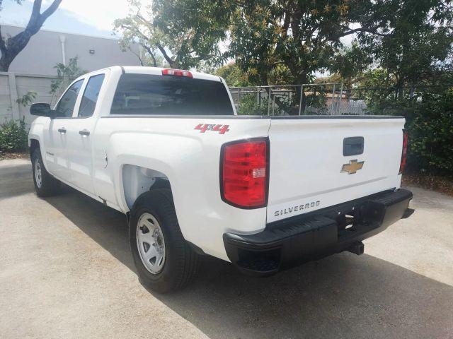 Chevrolet Silverado 1500 Double Cab - Thumbnail 10