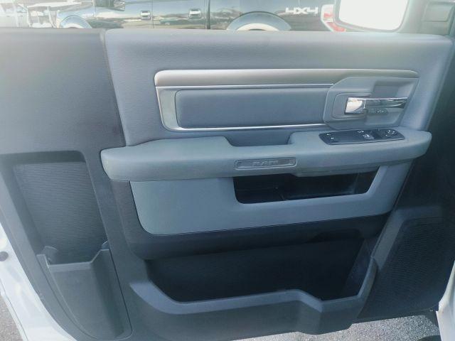 Ram 1500 Regular Cab - Thumbnail 17