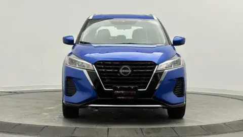 Nissan Kicks Sv - Thumbnail 3