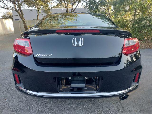 Honda Accord - Thumbnail 11