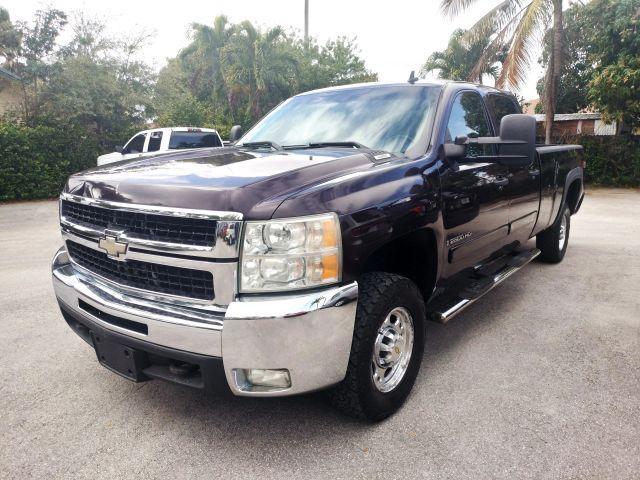 Chevrolet Silverado 2500 Hd Crew Cab - Thumbnail 8