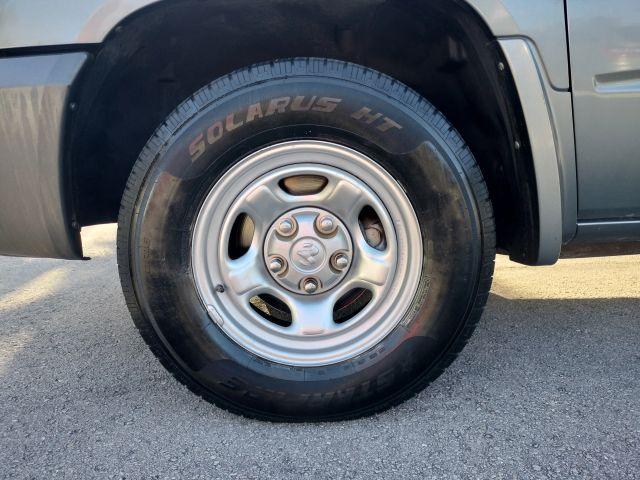 Dodge Dakota Club Cab - Thumbnail 4