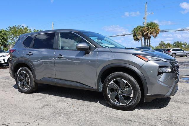 NISSAN ROGUE SV - View 1