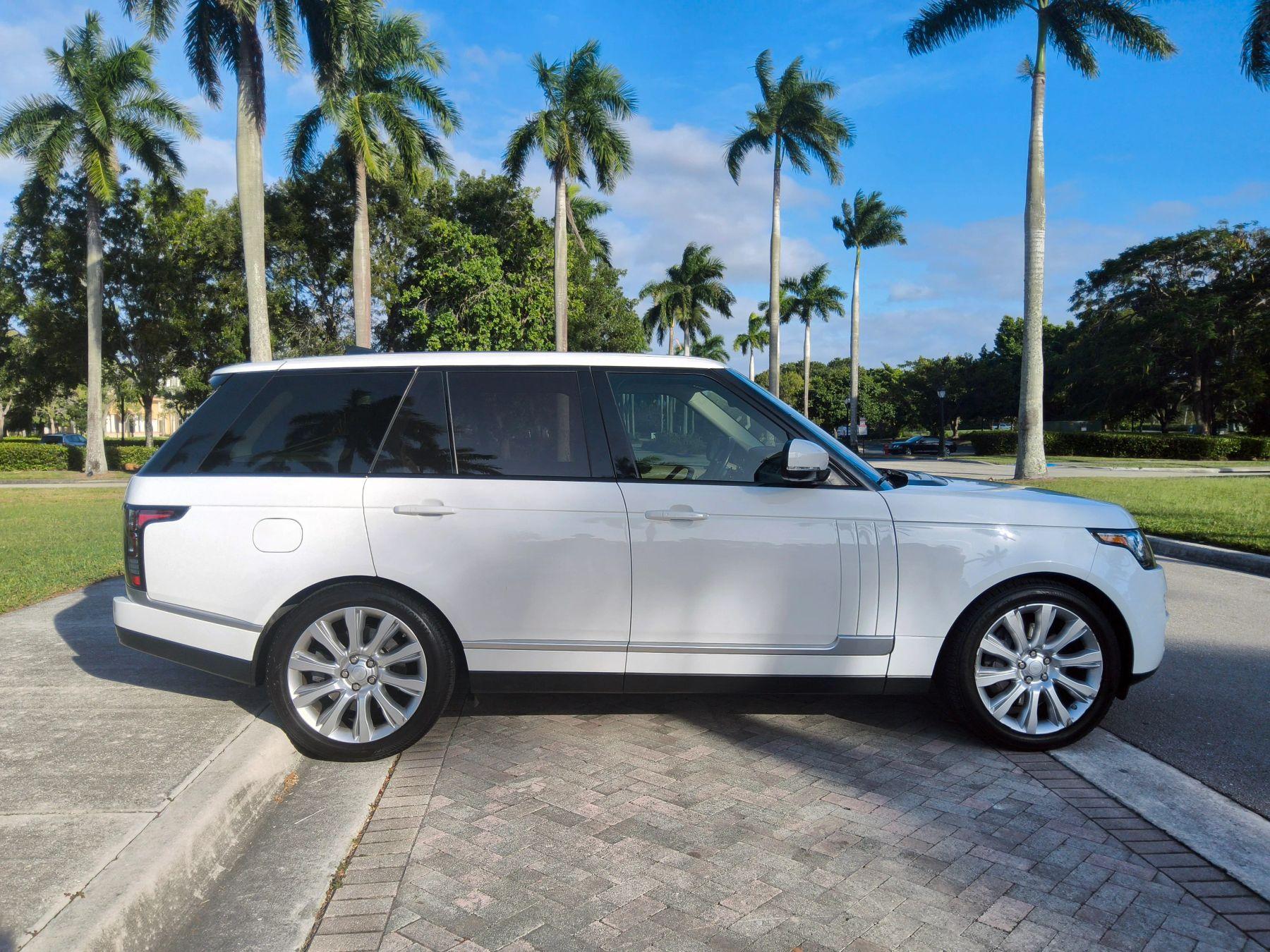 Land Rover Range Rover - Thumbnail 8