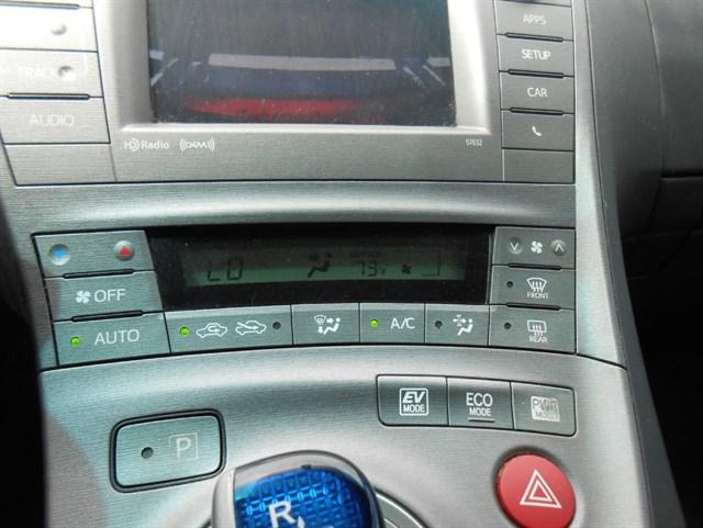 Toyota Prius Iii | Stock No: 14766 - Thumbnail 17