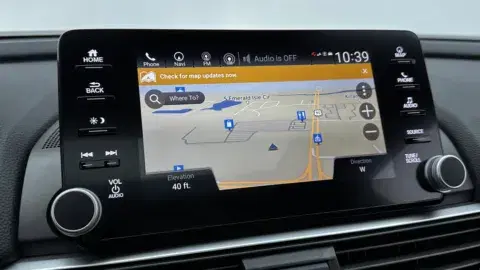 Honda Accord Hybrid Touring - Thumbnail 6