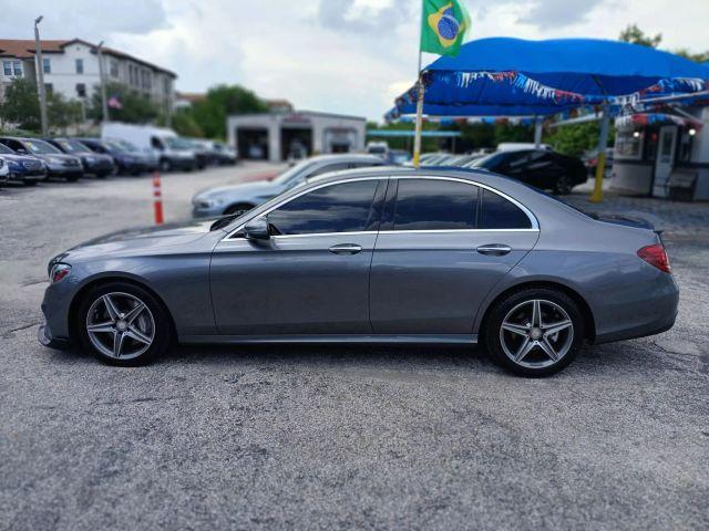 Mercedes-Benz E-Class - Thumbnail 7