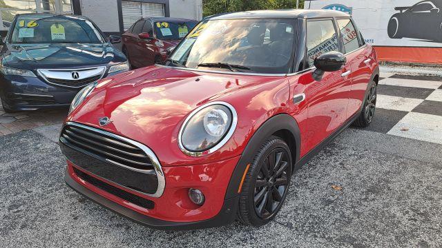 Mini Hardtop 4 Door - View 1