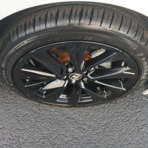 Toyota Corolla - Thumbnail 2