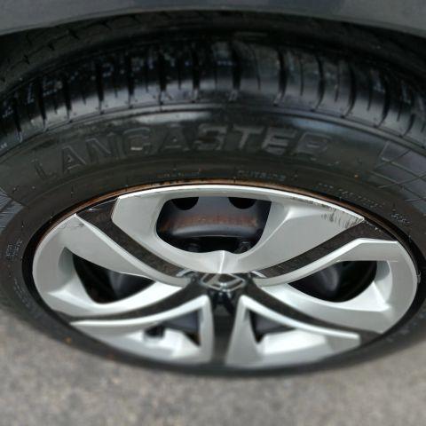 Honda Civic - Thumbnail 3