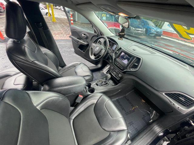 Jeep Cherokee - Thumbnail 17