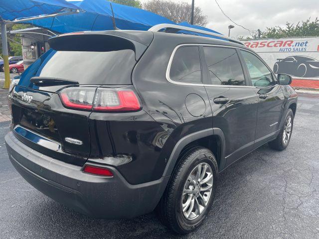 Jeep Cherokee - Thumbnail 11