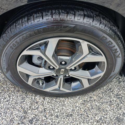 Kia Forte - Thumbnail 6