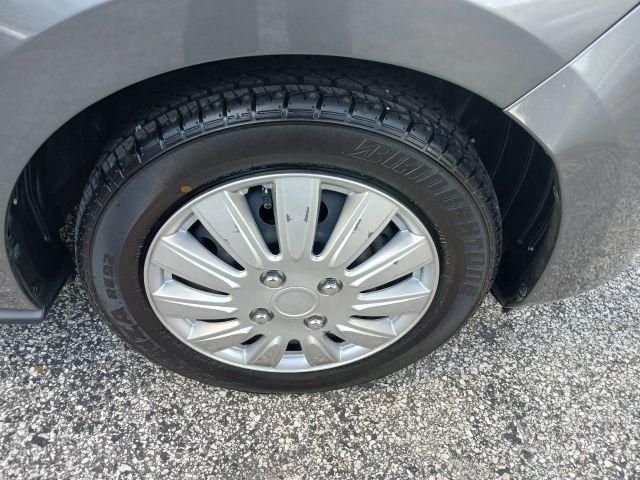 Mitsubishi Mirage - Thumbnail 5