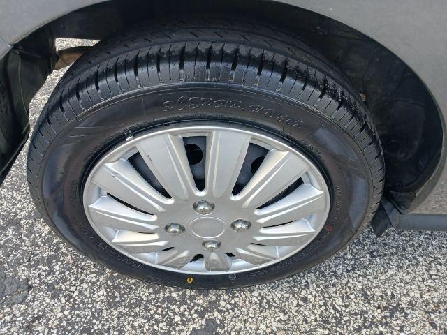 Mitsubishi Mirage - Thumbnail 4