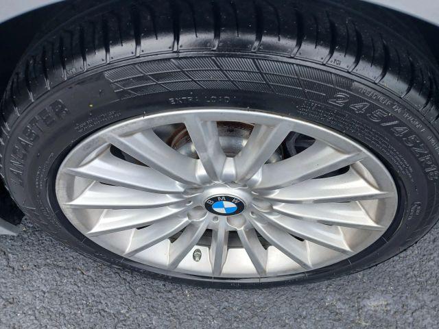 Bmw 5 Series - Thumbnail 3