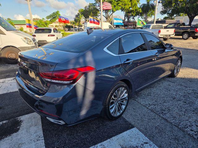 Hyundai Genesis - Thumbnail 12